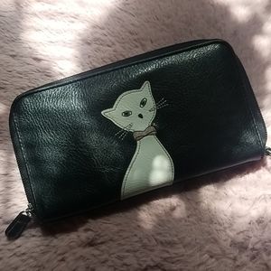 Black Wallet White Cat